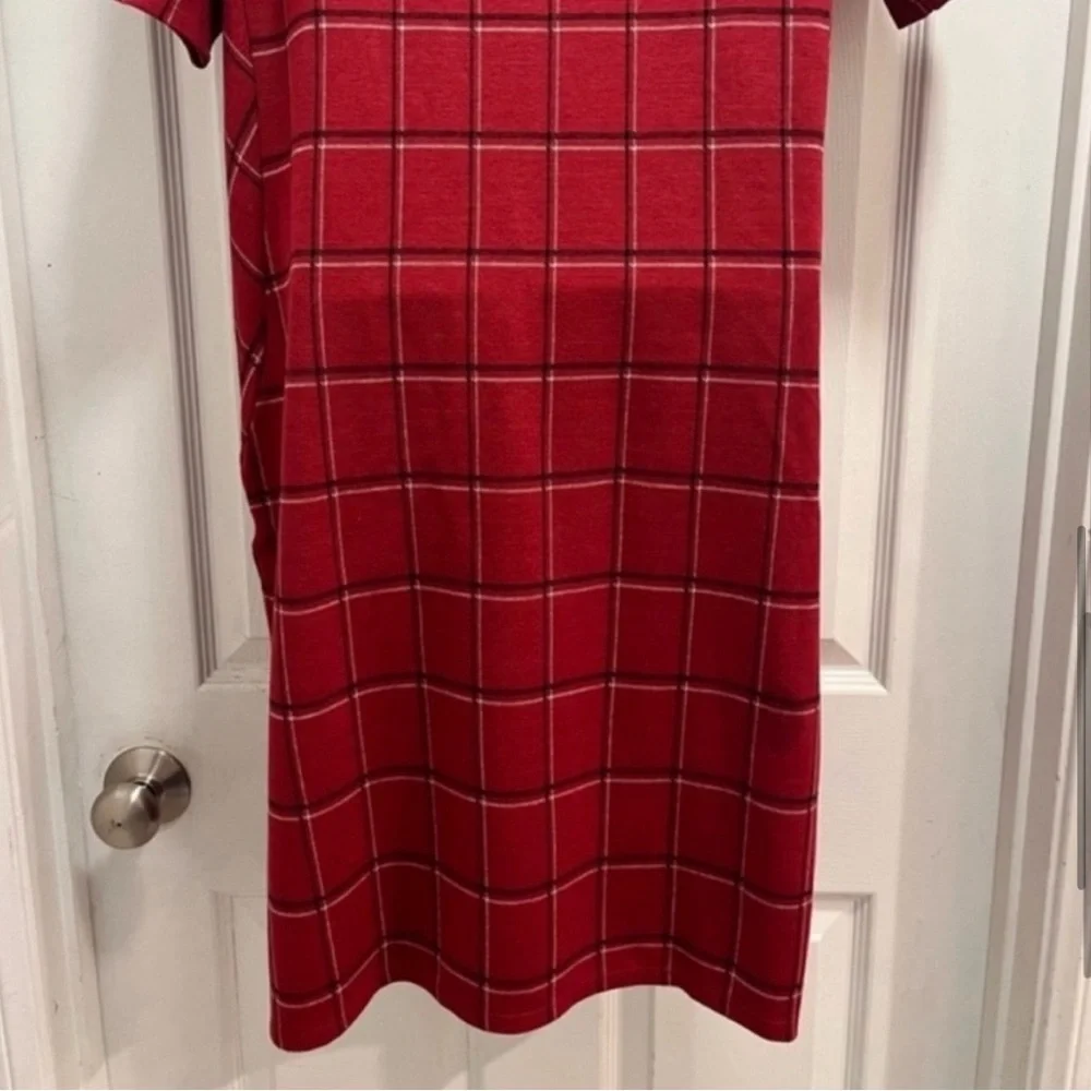 J. Jill Ponte Red Plaid Office Dress
Workwear Professional- Size SP - EUC - Picture 7 of 10